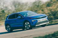 skoda elroq rt 2025 front action blur 32