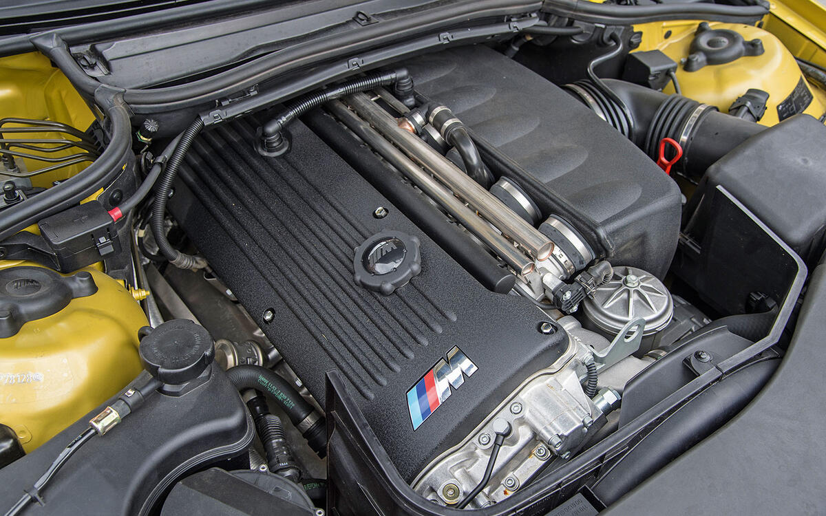 13-bmw-m3-2_0.jpg