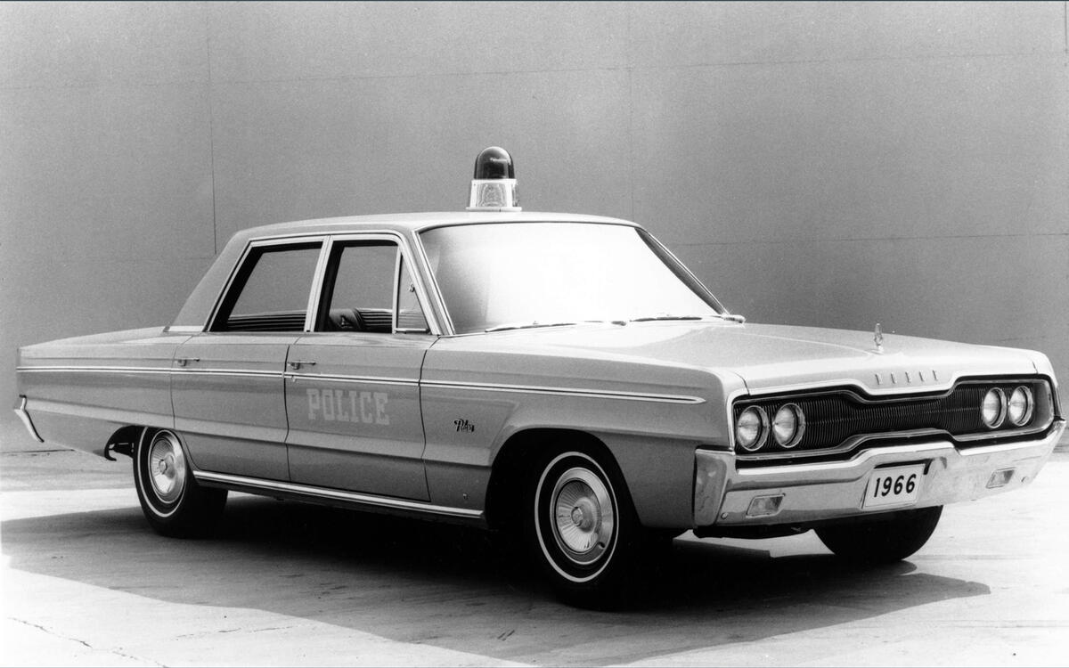 Dodge polara pursuit