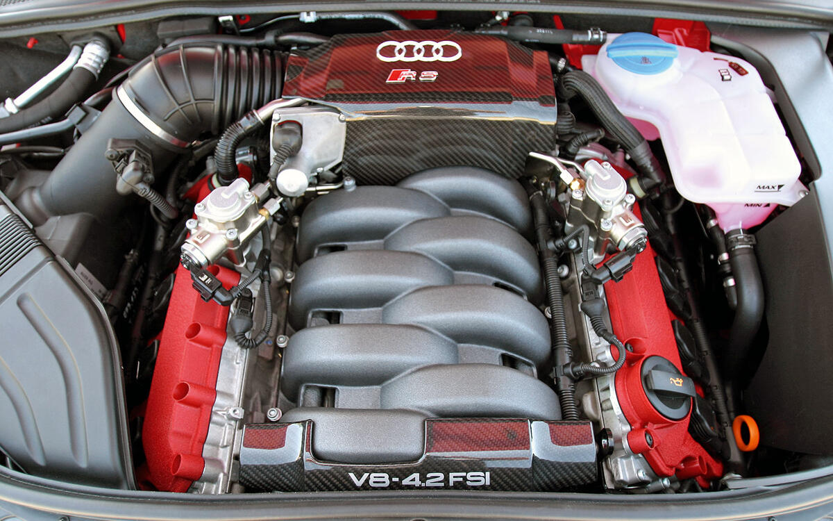 29-audi-rs4-2005-6545_0.jpg