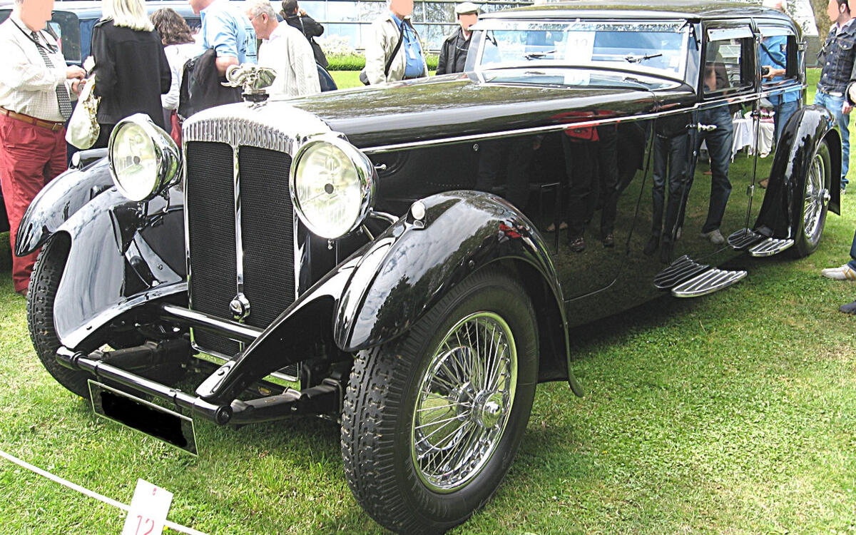 Lincoln Zephyr V12 Engine Suse Racing