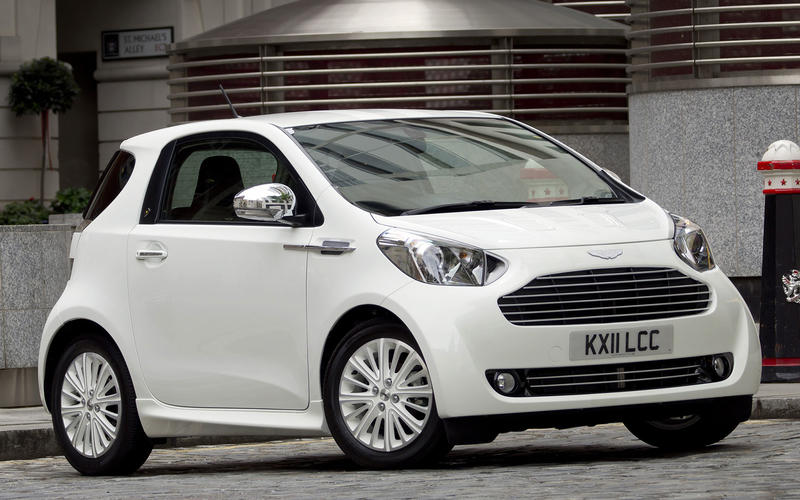 Toyota iq aston martin