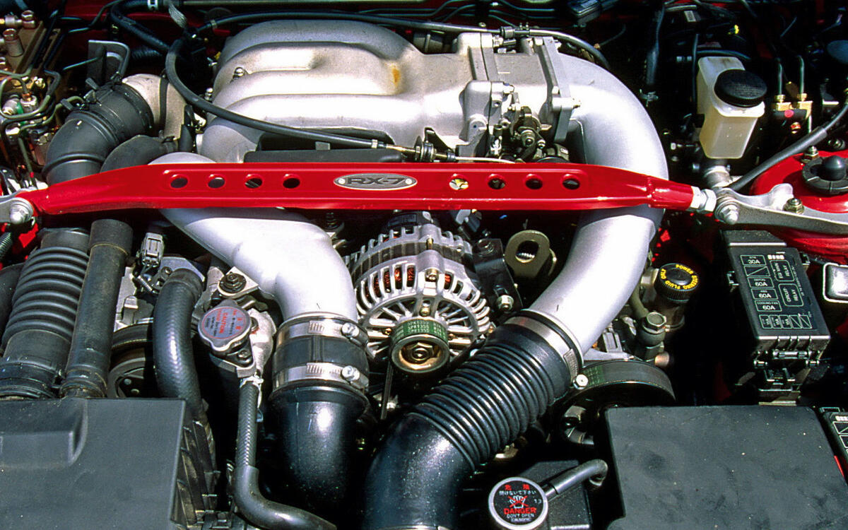 9-mazda-rx-7_0.jpg