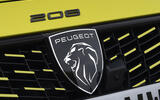 Peugeot e 208 badge