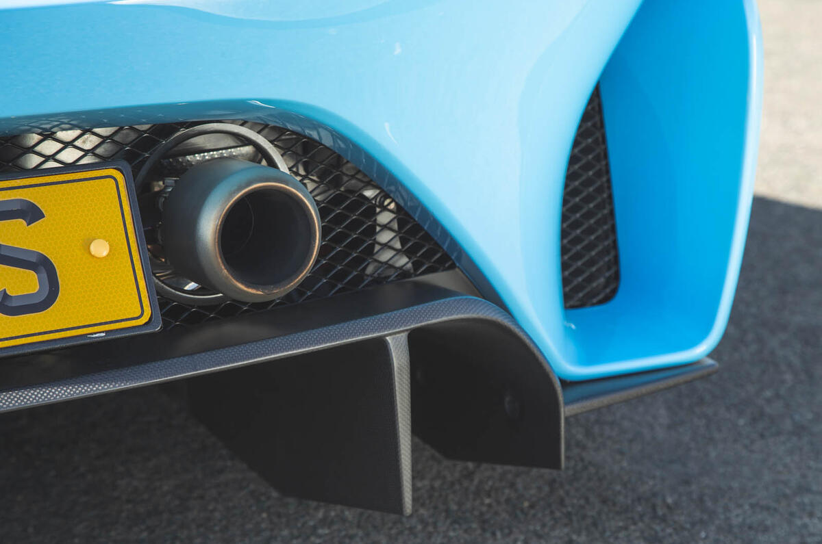 Dallara Stradale 2019 road test review - exhausts