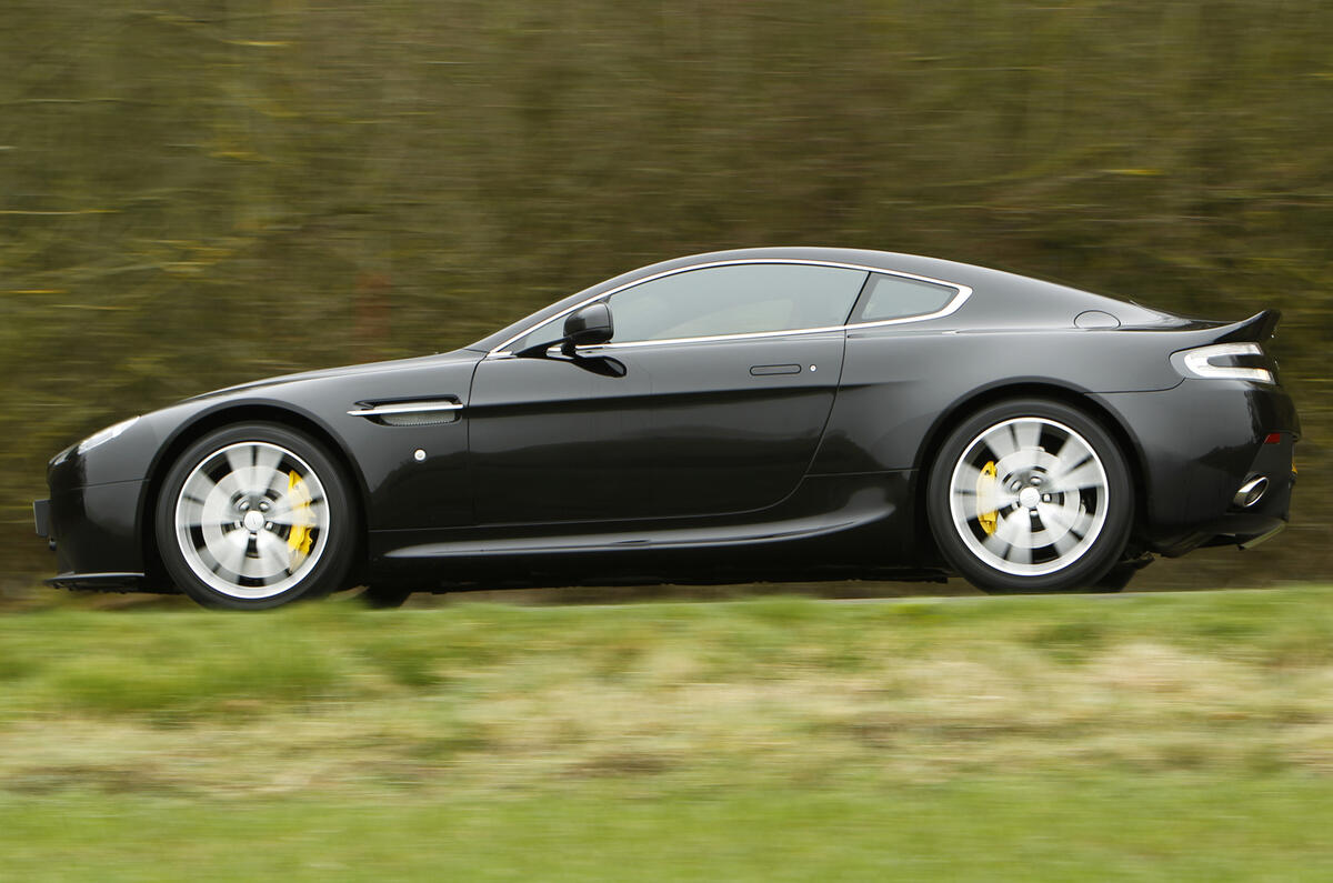 Aston Martin Vantage V8 Autocar