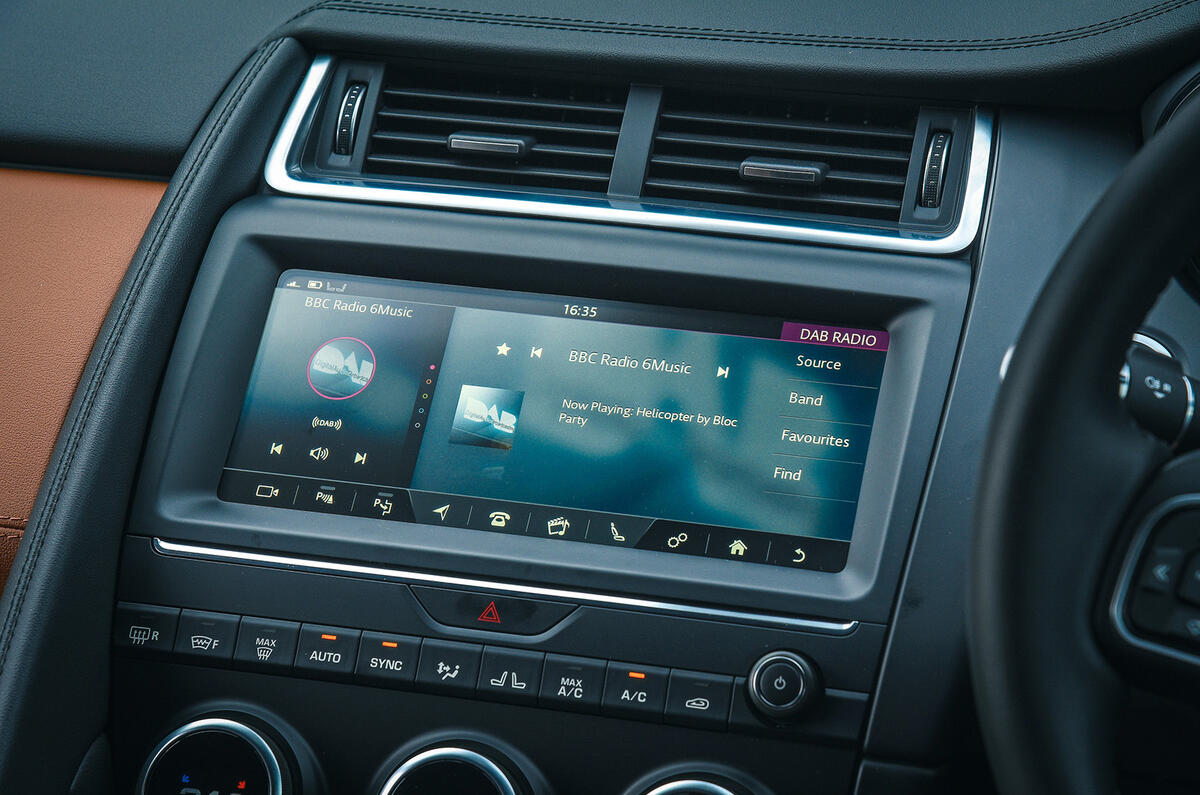 Jaguar E-Pace avis infotainment