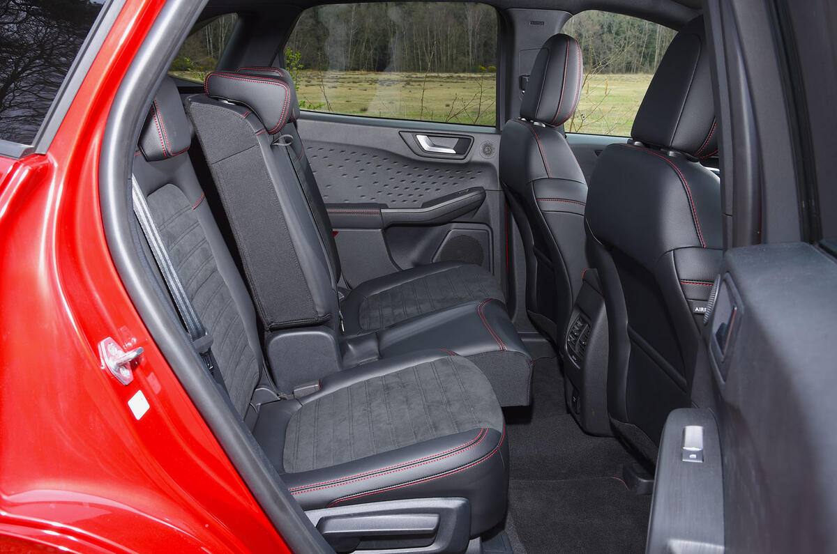 Ford Kuga 3 Child Seats 2024 www.favors