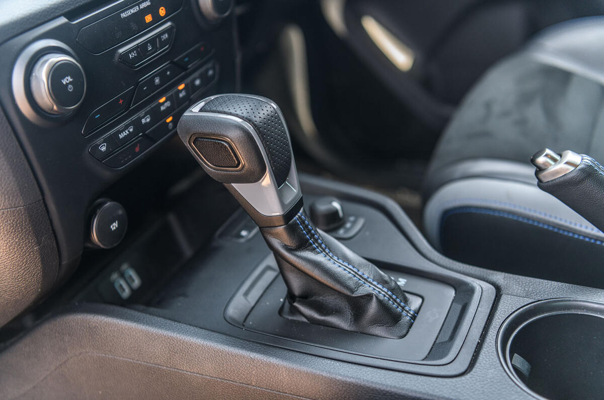 Ford Ranger Raptor 2019 road test review - gearstick