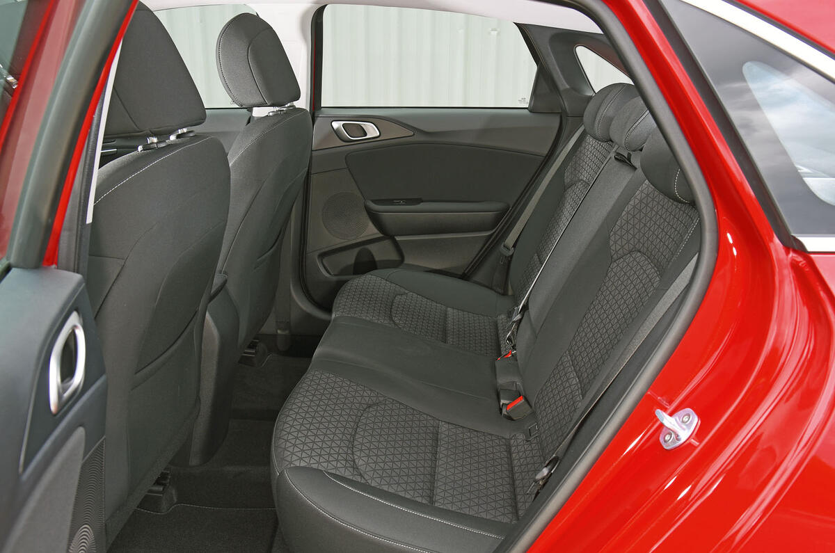 Kia ceed seats