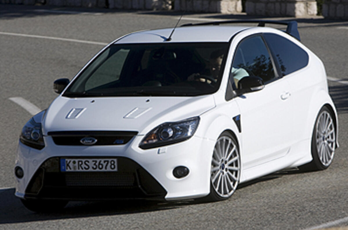 2009 Ford Focus RS Mk2 review and video review | Autocar