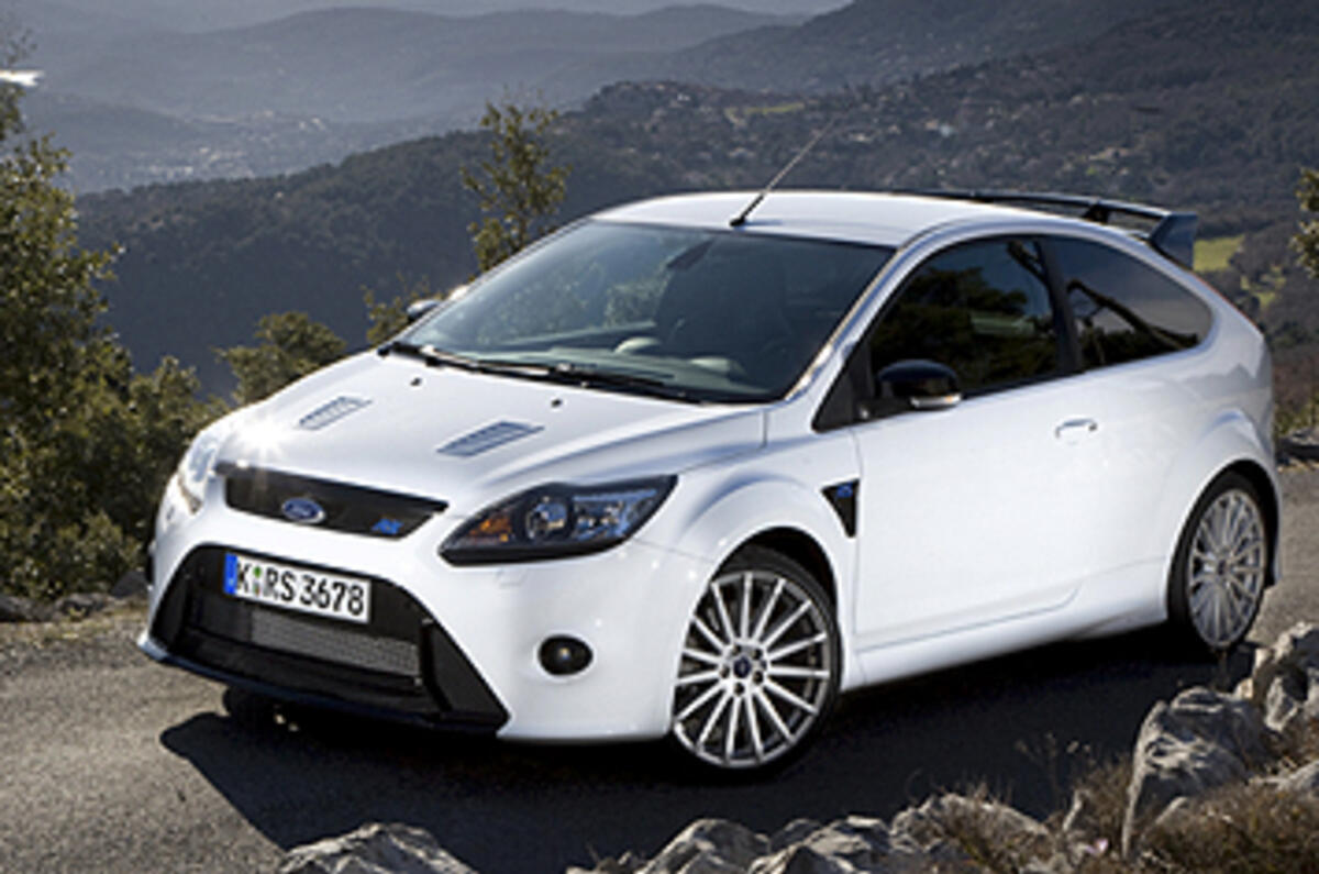 2009 Ford Focus RS Mk2 review and video review | Autocar