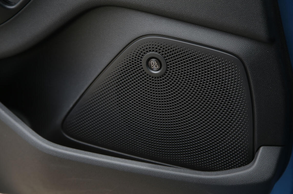 ford focus st speakers