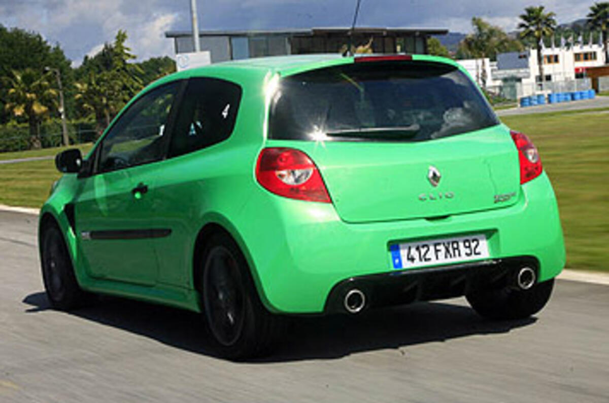 Renault Clio Renaultsport 200 Cup | Autocar