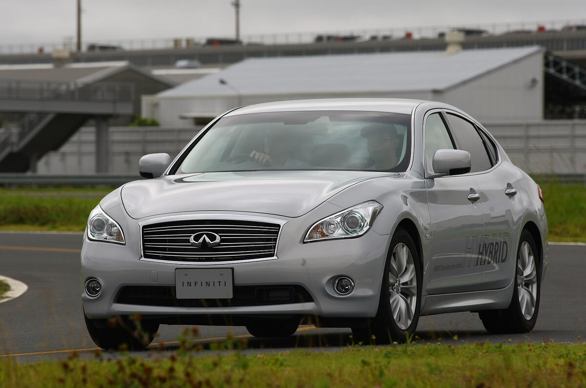 Infiniti M35h review | Autocar