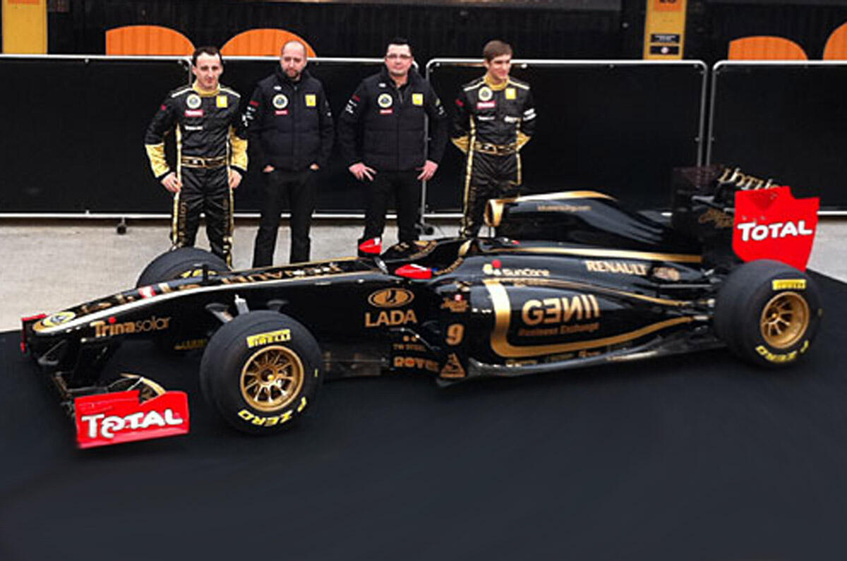 download lotus renault f1 2011