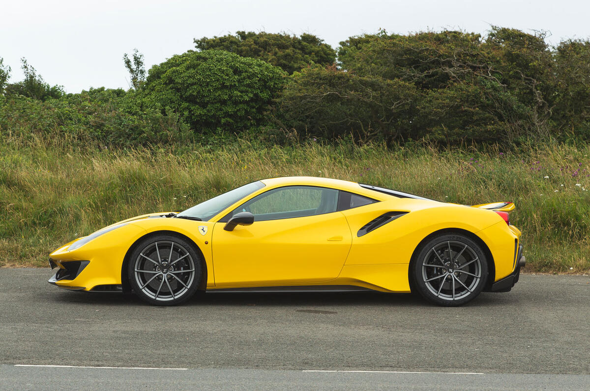 Ferrari 488: Ferrari 488 Pista Piloti Preis