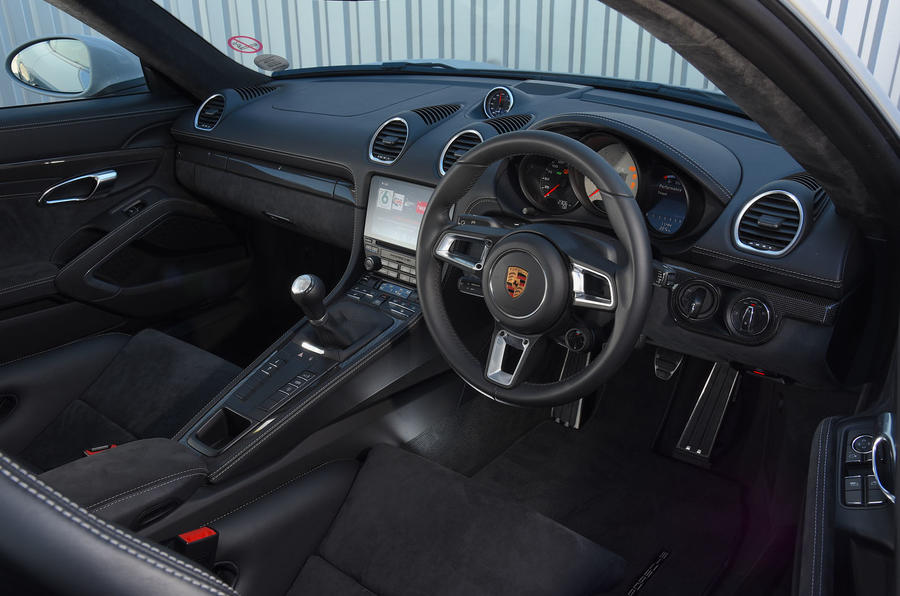 Porsche 718 Cayman Gts 16 Interior Autocar