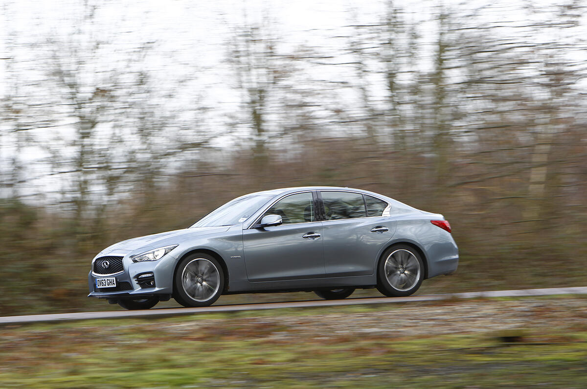 Infiniti q50s hybrid