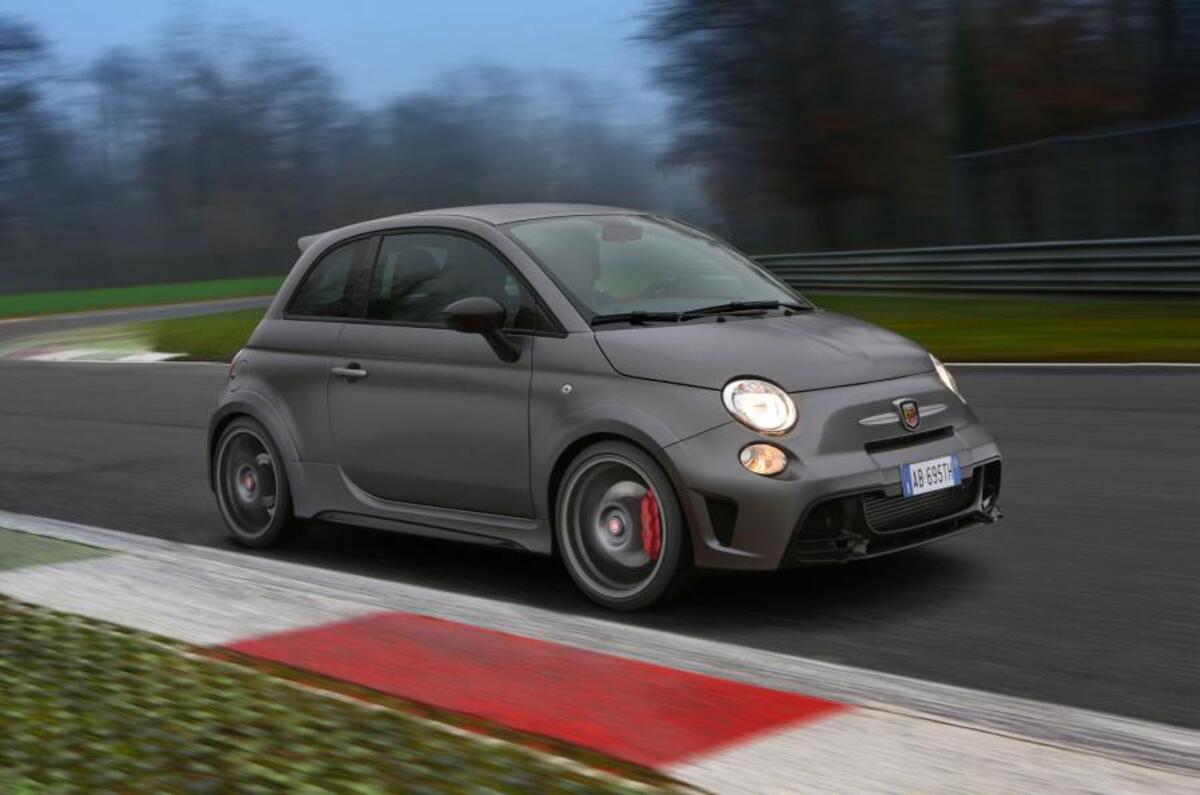 Abarth 695 Biposto Review (2021) | Autocar