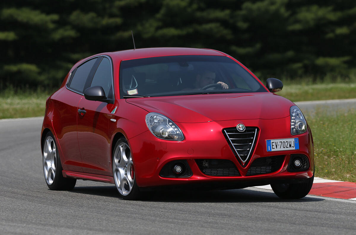 Alfa Romeo Giulietta Quadrifoglio Verde 1.75 TP 240HP E6 first drive review