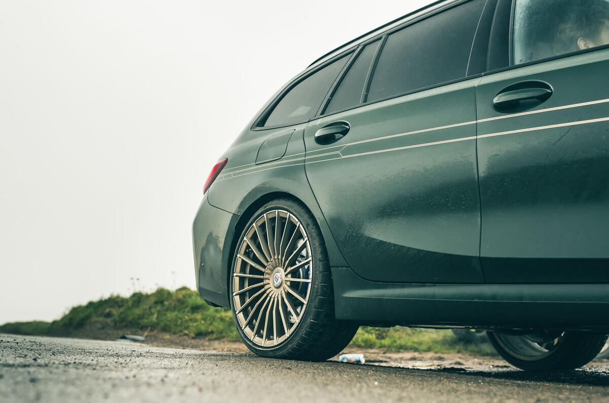 Alpina B3 GT test 2025 019 arceau arrière