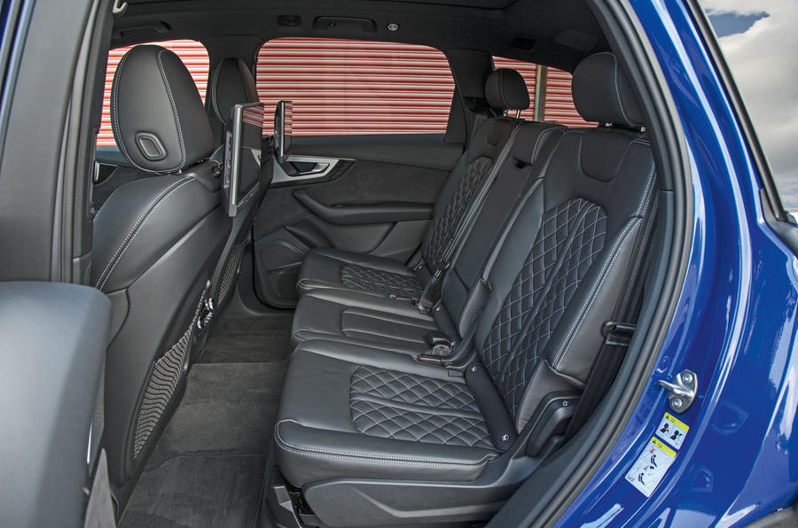 Audi SQ7 interior Autocar