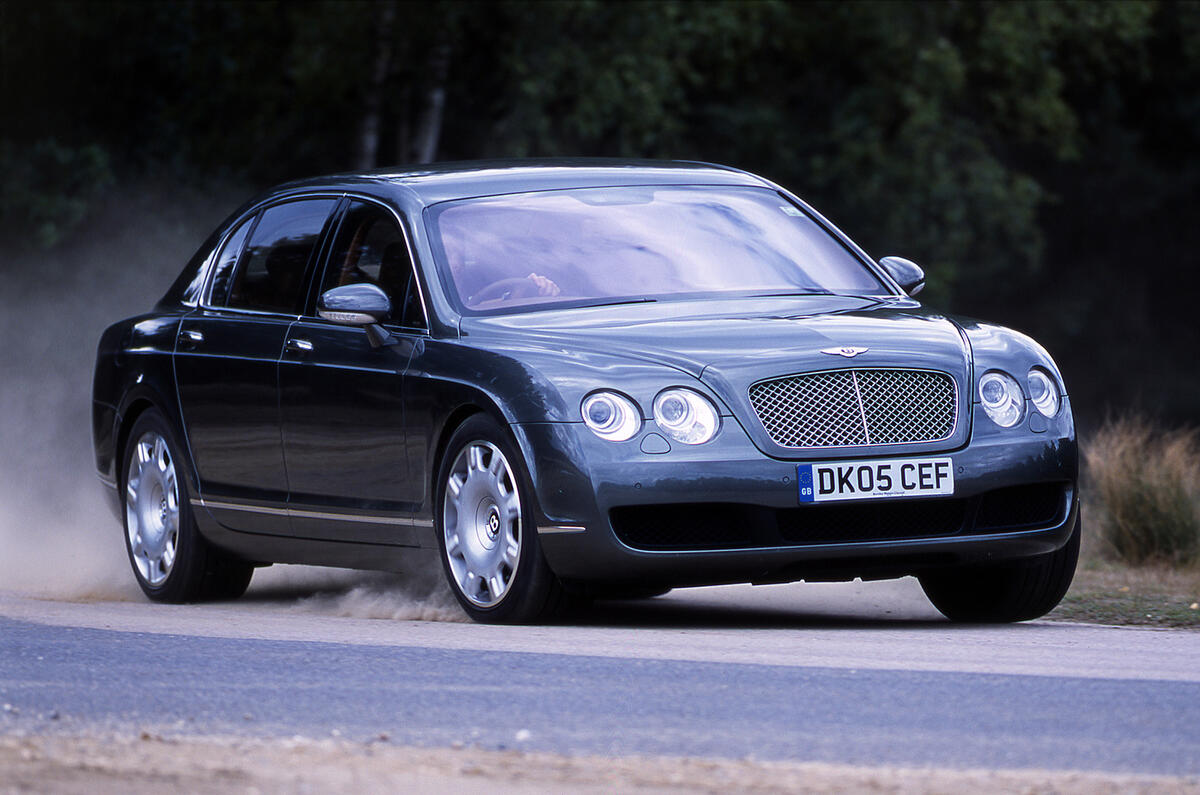 Фото bentley flying spur