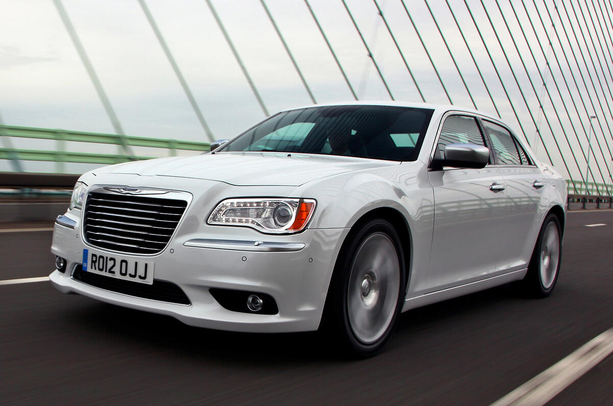 Chrysler 300C saloon first UK drive