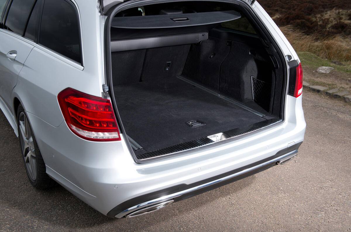 mercedes e class estate boot liner