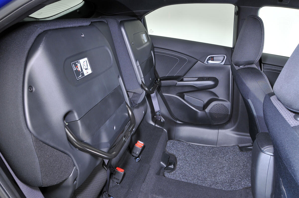 honda-civic-magic-seats.jpg