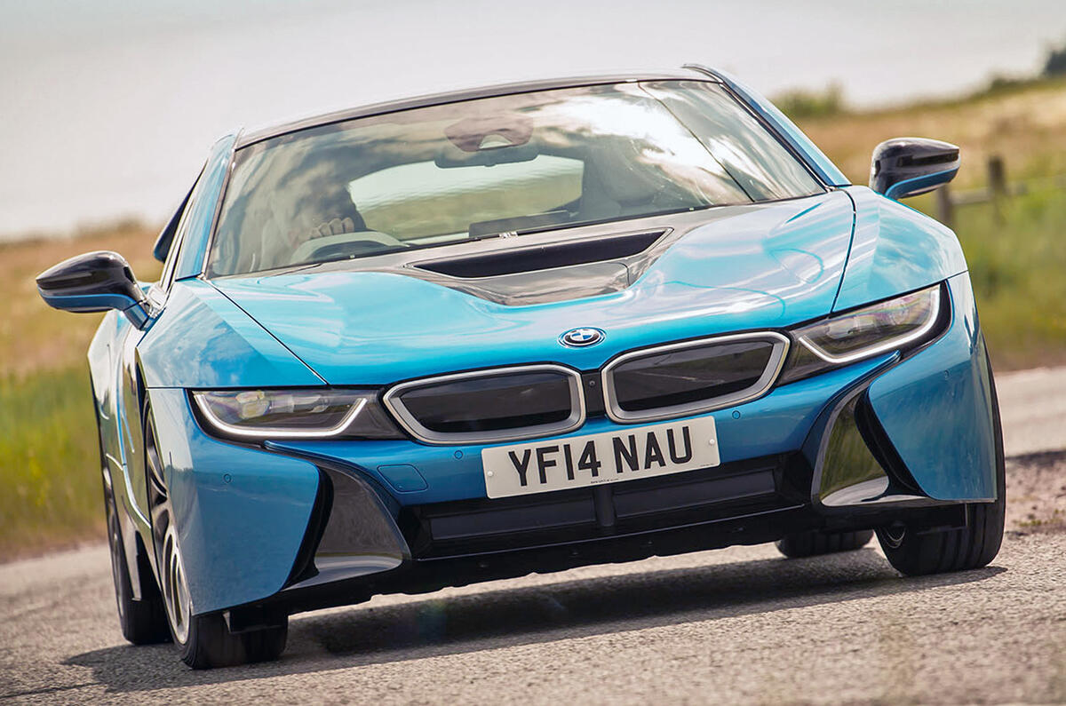 Bmw i8 store hybrid protonic blue