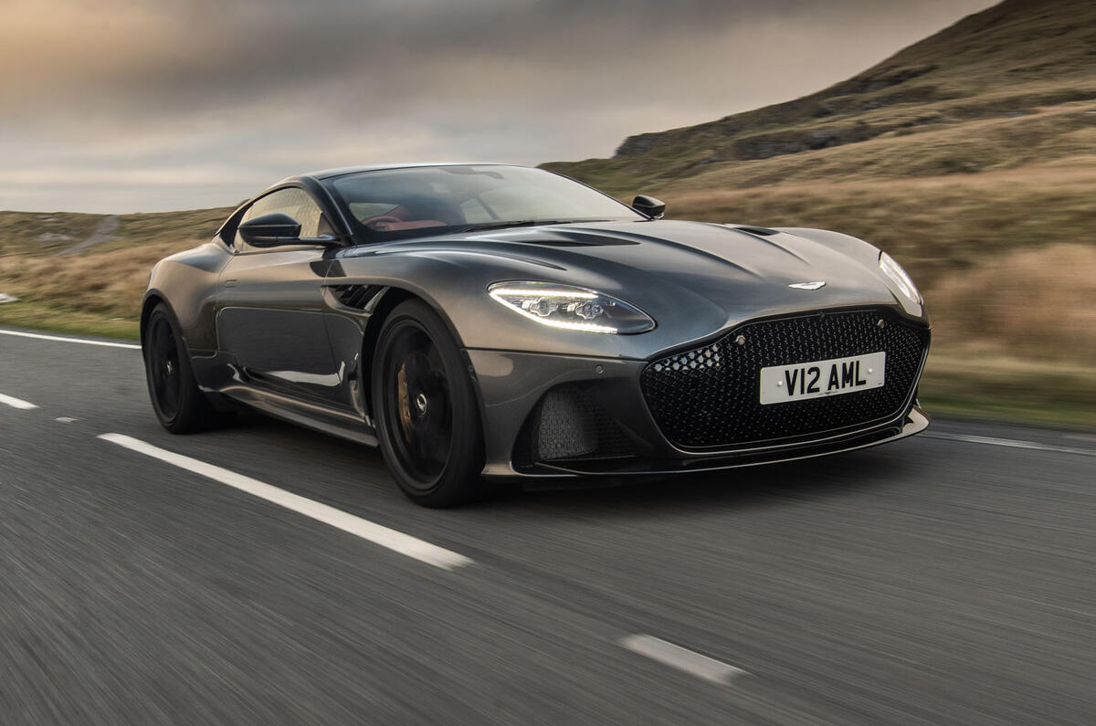 1-aston-martin-dbs-superleggera-2018-rt-hero-front.jpg?itok=BMEdJ1S1