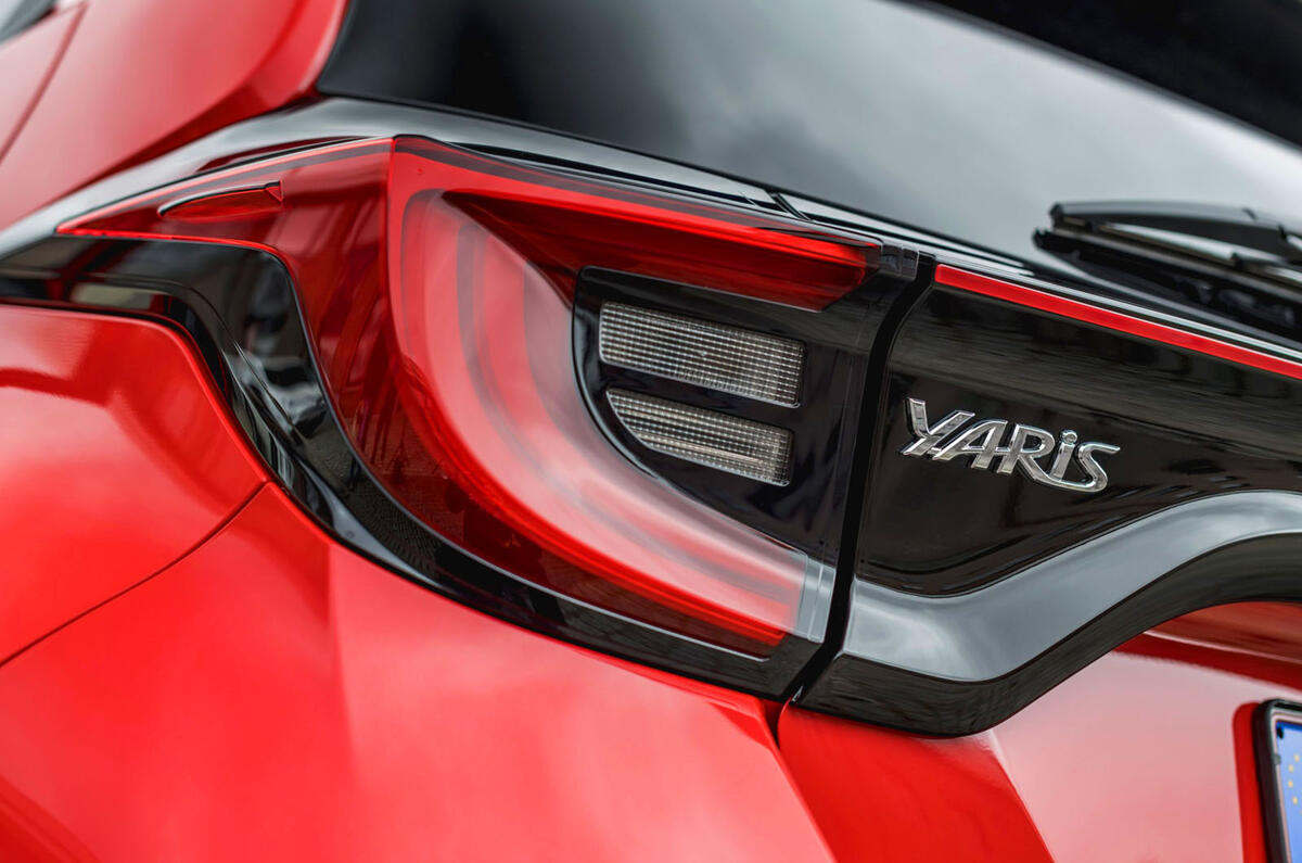 2020 - [Toyota] Yaris - Page 11 10-toyota-yaris-hybrid-2020-uk-fd-rear-lights