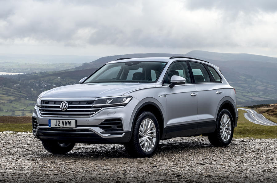 Volkswagen touareg 2020 года