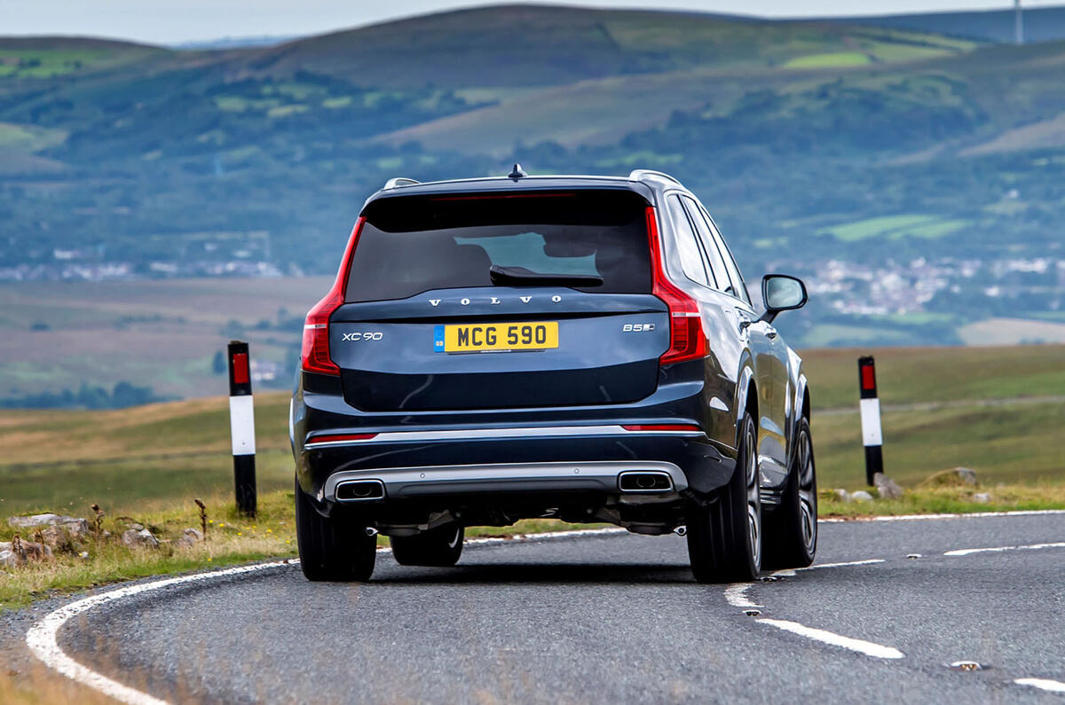 Volvo XC90 B5 2020 UK First Drive | Autocar