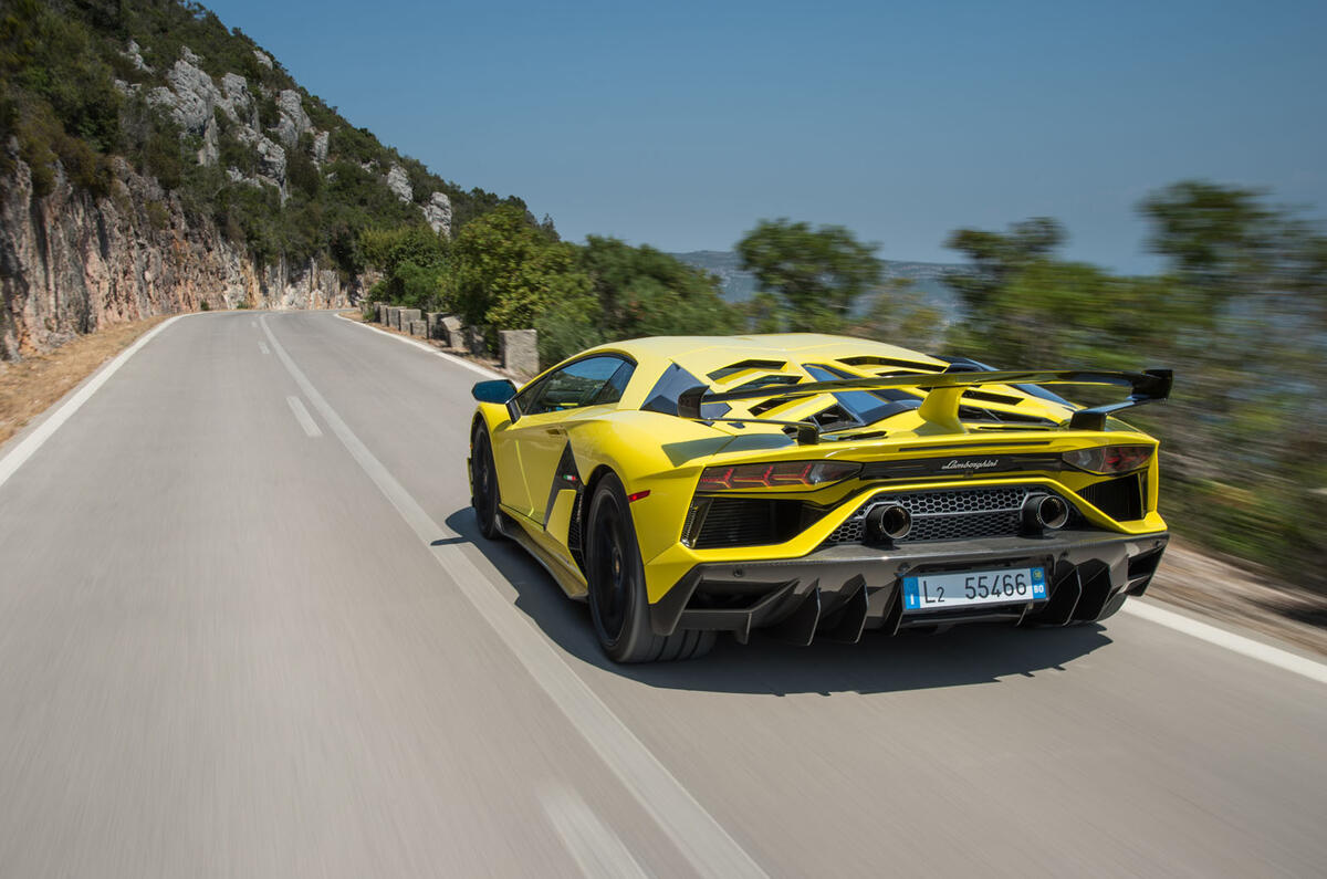 Lamborghini Aventador SVJ 2018 Review | Autocar