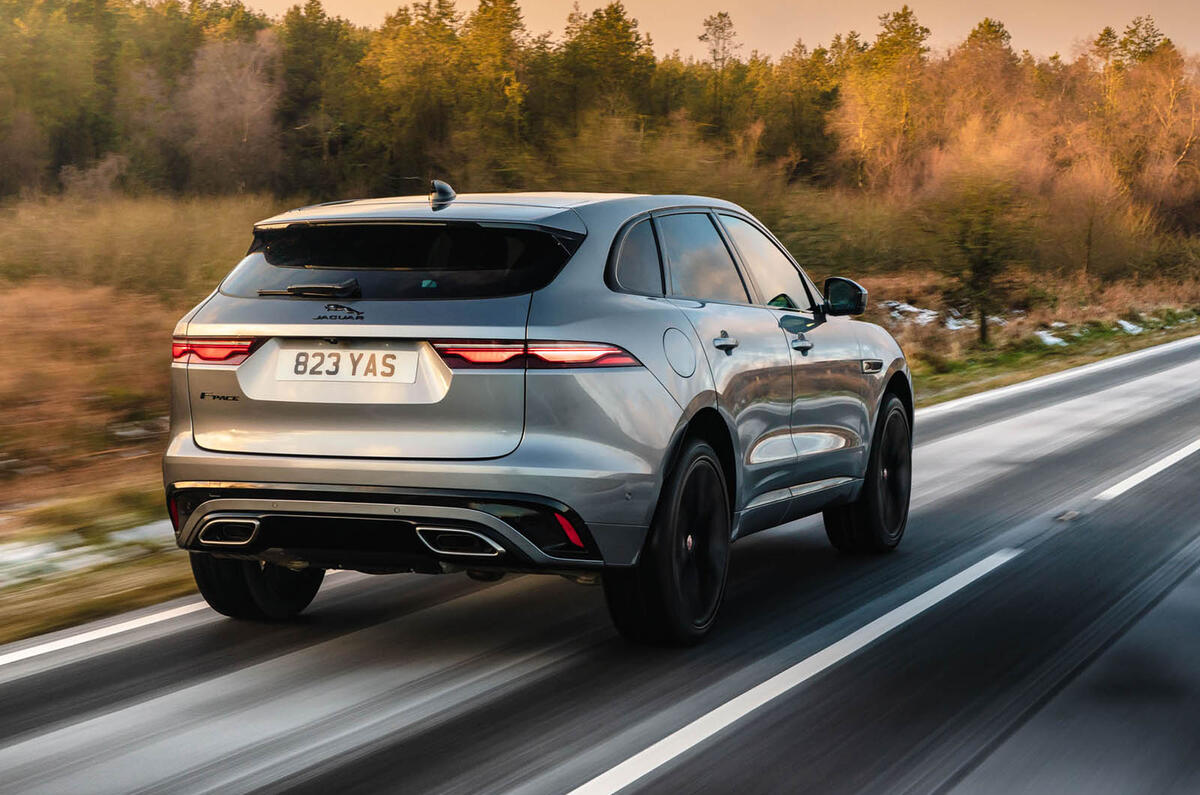 Jaguar F-Pace P400 R-Dynamic SE 2021 UK First Drive | Autocar