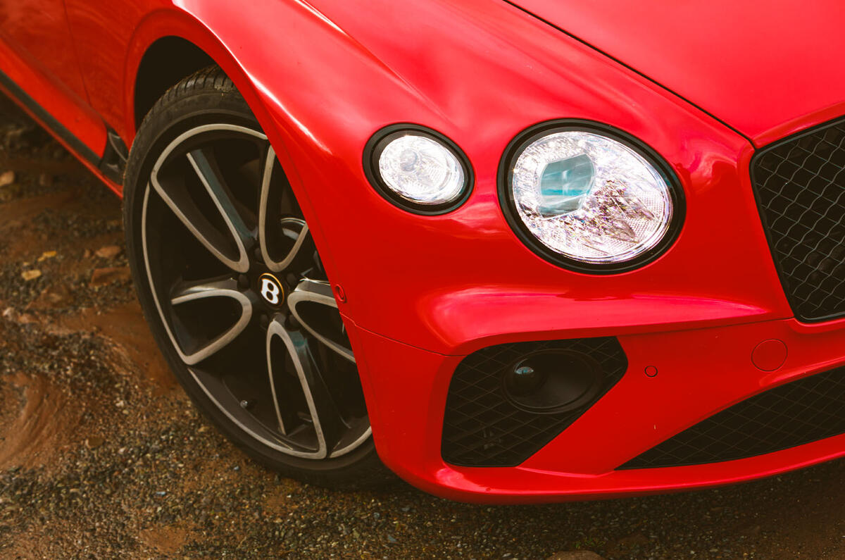 Bentley Continental GT V8 2020 UK first drive review - headlights