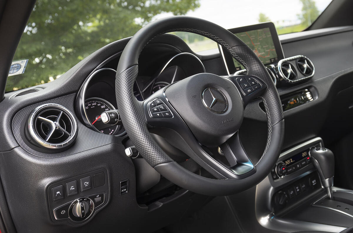 Mercedes-benz X-class X350d 4matic 2018 Review 