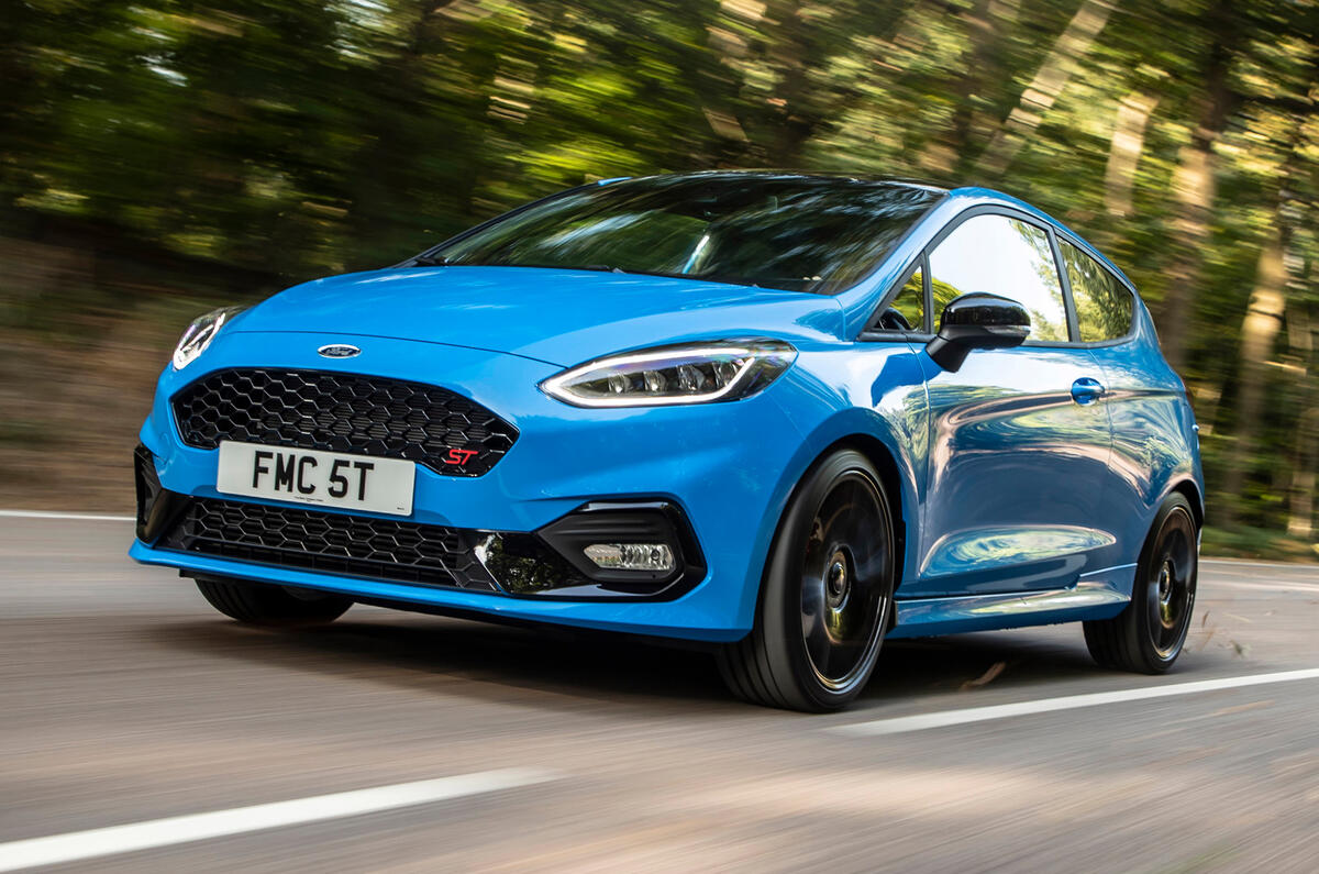 Electric blue store ford fiesta