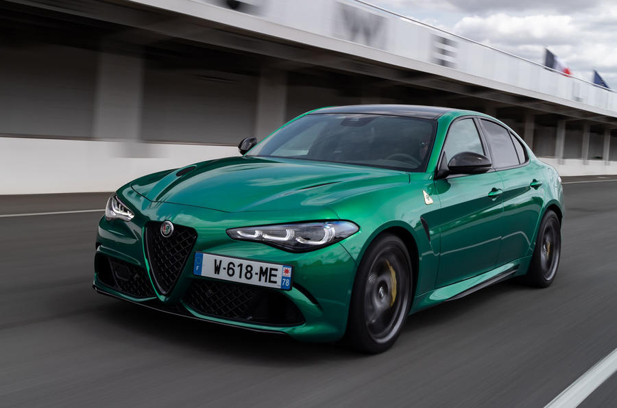 https://www.autocar.co.uk/sites/autocar.co.uk/files/styles/gallery_slide/public/images/car-reviews/first-drives/legacy/alfa-romeo-giulia-quadrifoglio-100years-review-01-tracking-front.jpg?itok=uAlhAtDU