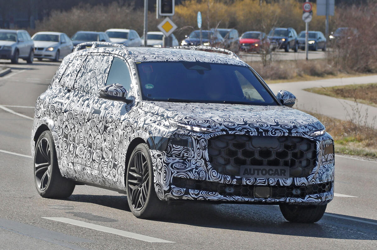 Audi SQ9 camo front quarter