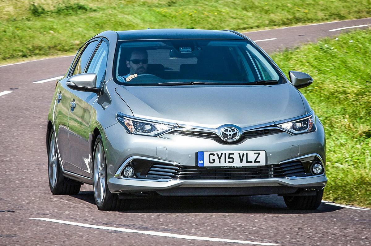 2015 Toyota Auris 1.2 Turbo 5dr Manual First Drive | Autocar