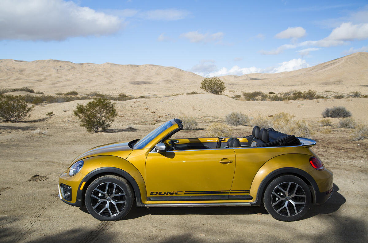 2016 Volkswagen Beetle Dune 1.8 TSI Cabriolet prototype review review ...