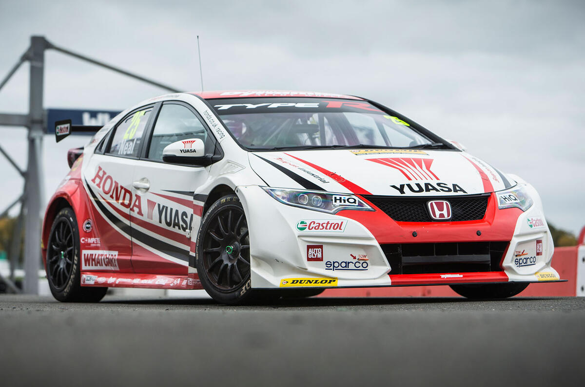 2015 BTCC Honda Civic Type R driven | Autocar