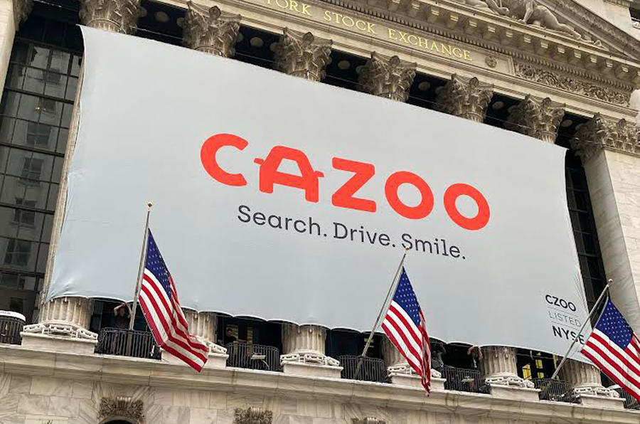 Cazoo NYSE facade banner