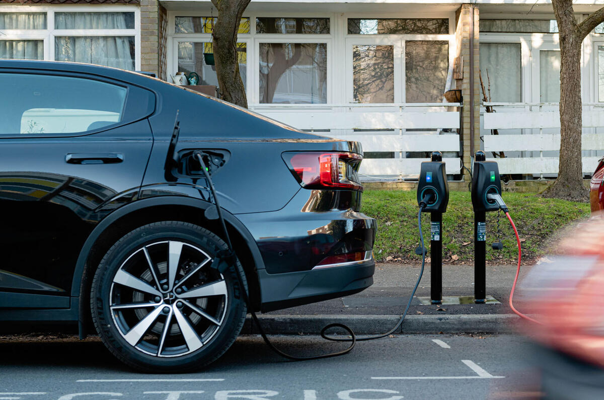 Connected Kerb charger