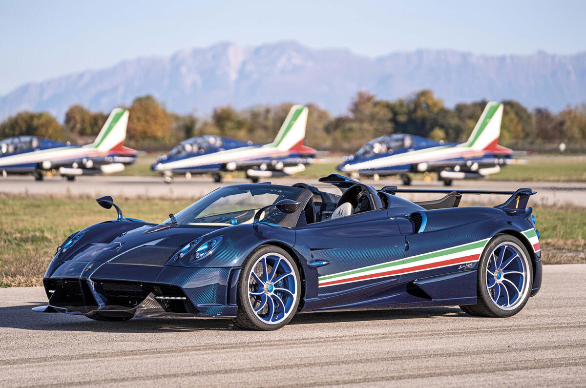 Pagani huayra tricolore