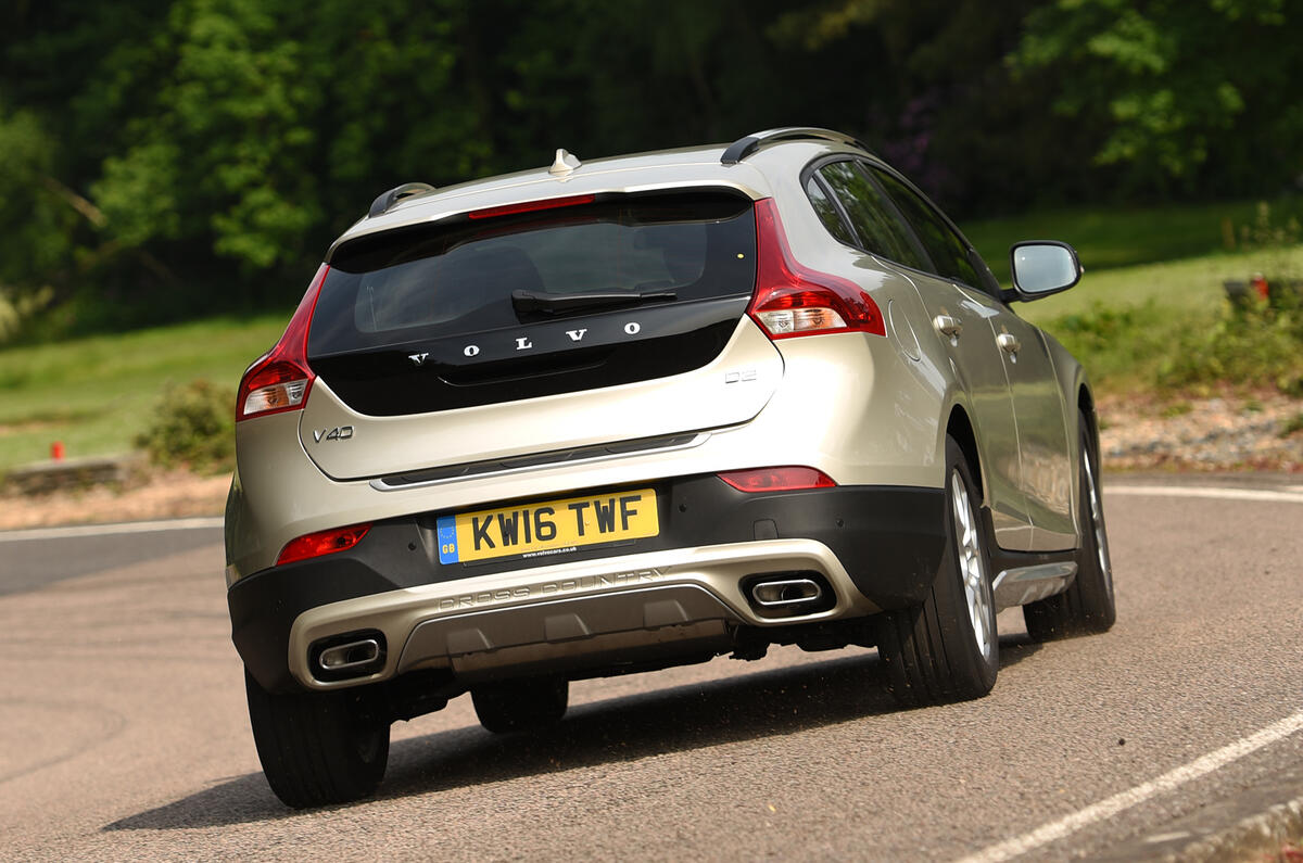 2016 Volvo V40 Cross Country D2 Review Review | Autocar